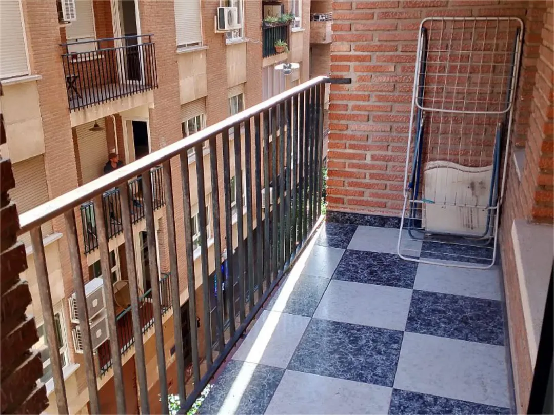 Piso en  Calle Conde del Campillo 2 - Foto 4