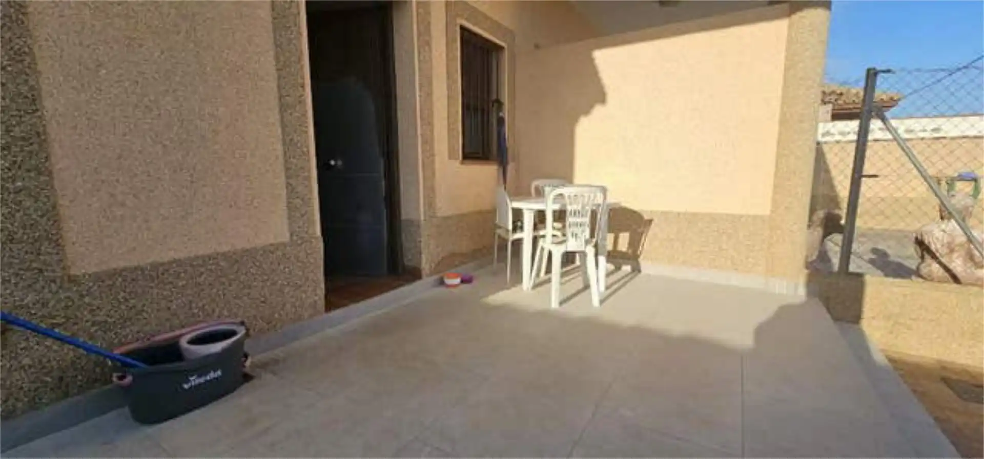 Casa adosada en Los Llanos de San Vicente - Foto 2