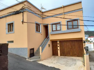 Chalet en  Calle Provisor Magdaleno 110 - Foto 1