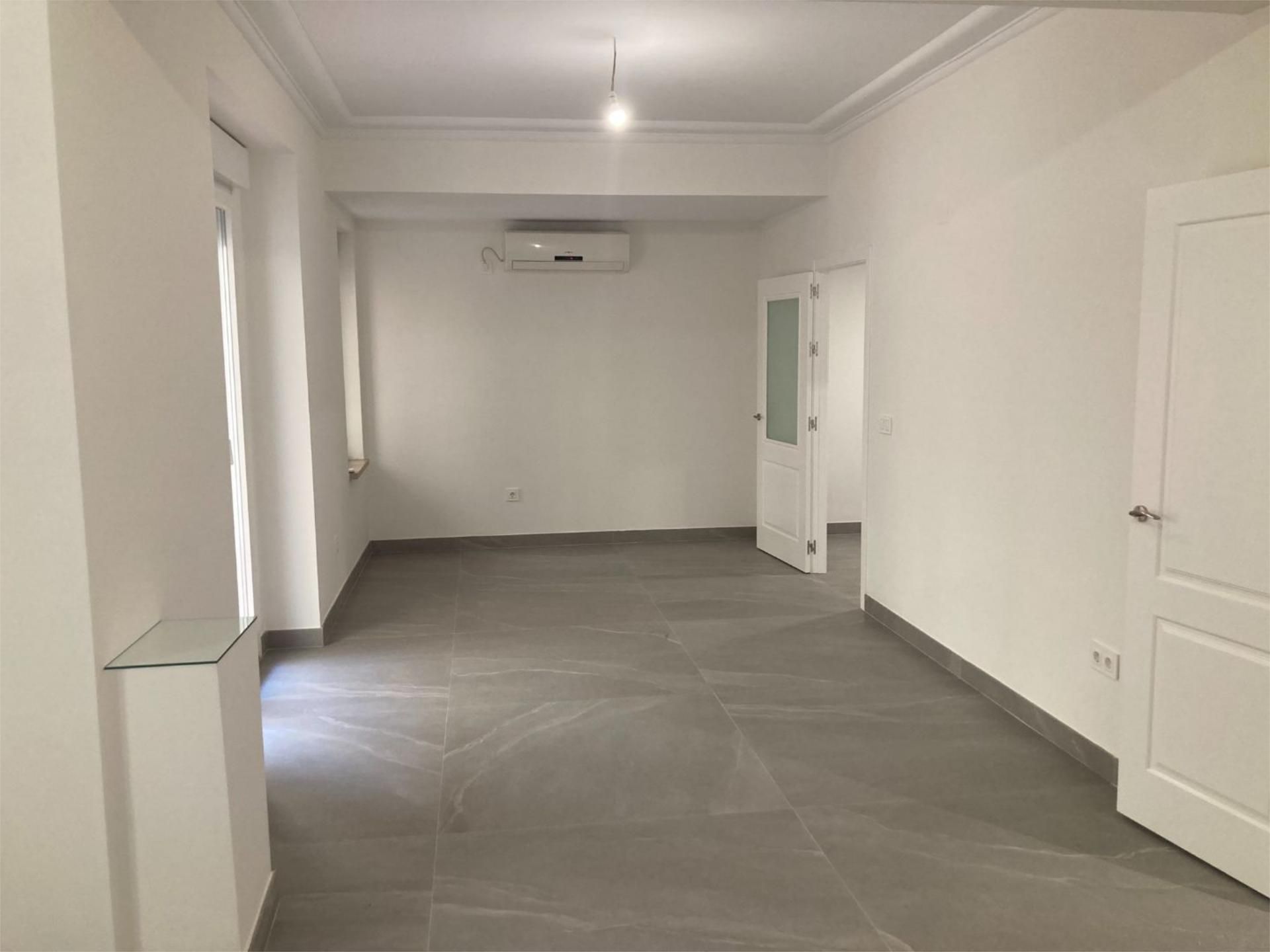 Piso en  Calle Infante Carlos de Borbón 16