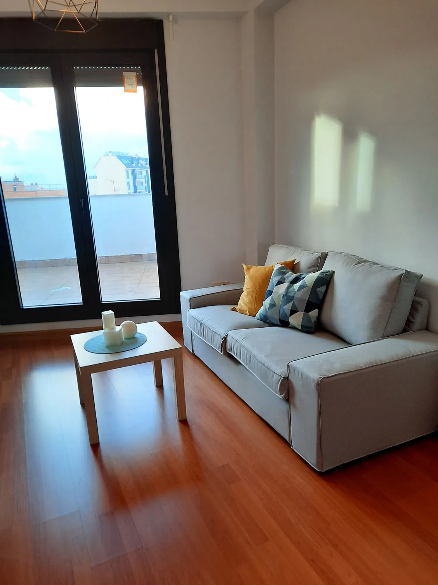 Dúplex en calle de Luis Portones, 17 - Foto 1