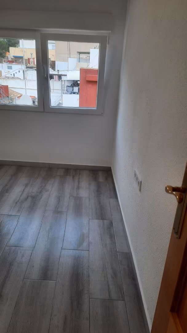 Piso en  Carrer Joan Caro 10 - Foto 6