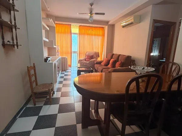 Piso en Calle Eugenio Gross, 40, Los Castillejos - La Trinidad - Foto 1