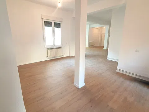 Piso en calle de San Bernardo, 5