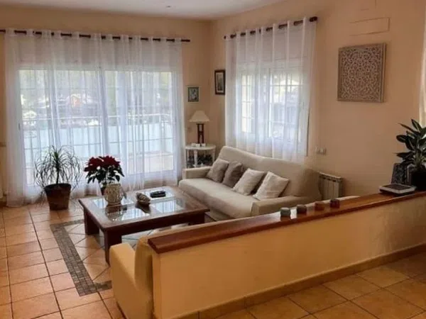 Casa independiente en calle de Agosto, 31