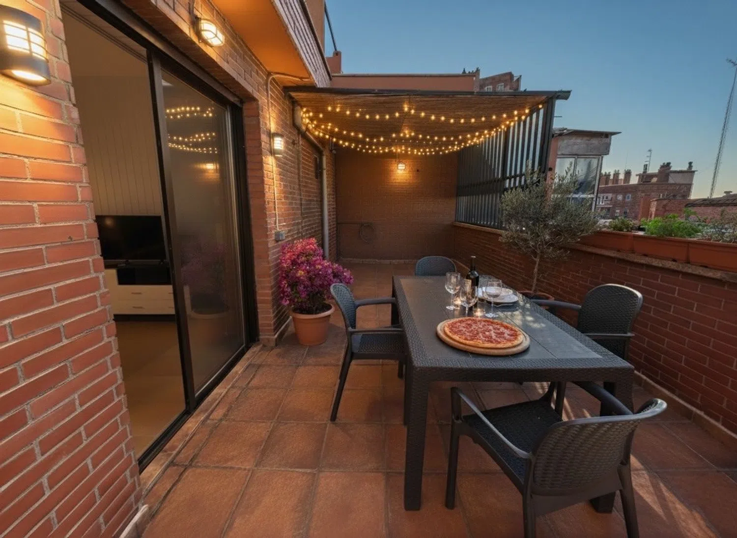 Ático en calle de Embajadores, 106 - Foto 2