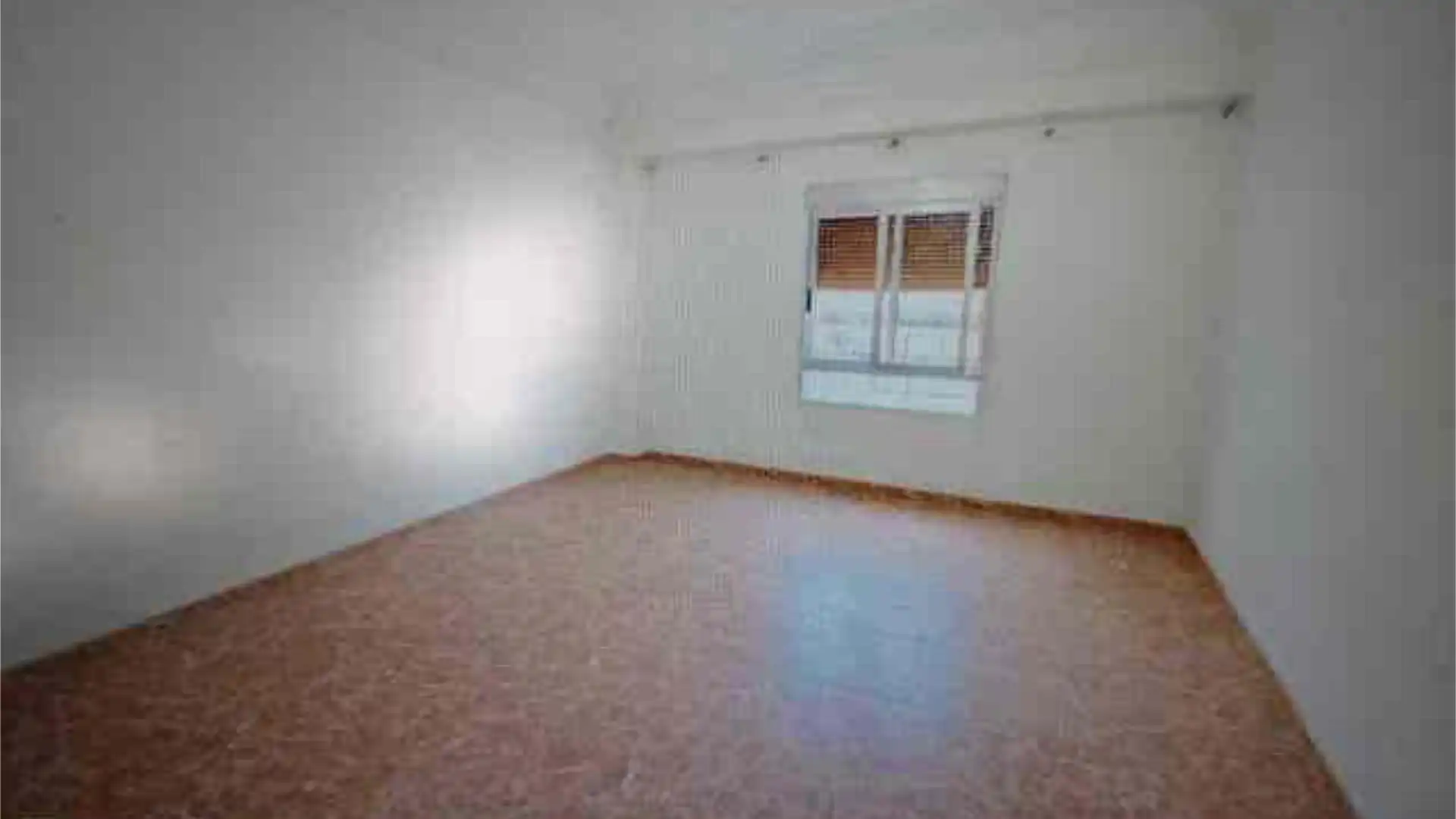 Piso en Avenida del Puerto - Foto 6