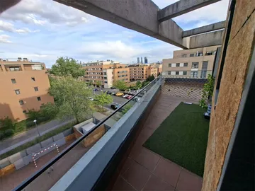 Estudio en  Avenida del Santuario de Valverde 18