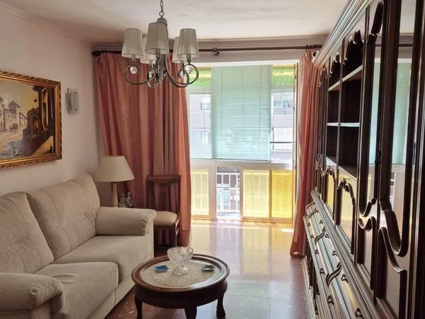 Piso en Calle Nuestra Señora de las Candelas, 26, Puerta Blanca - Almudena - Foto 1