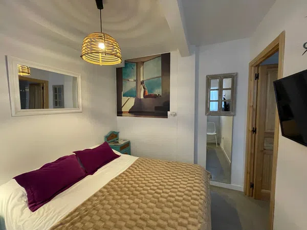 Estudio en plaza de Colón, 7 - Foto 2