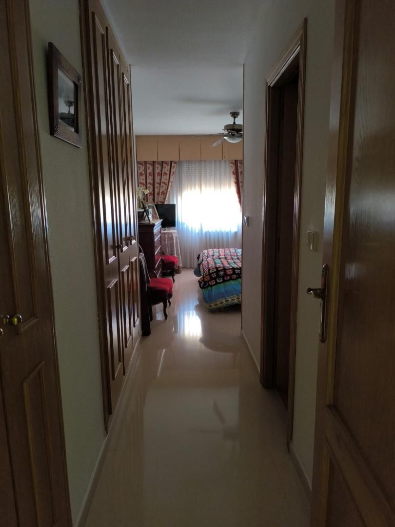 Piso en  Avenida Pintor Xavier Soler 7 - Foto 17