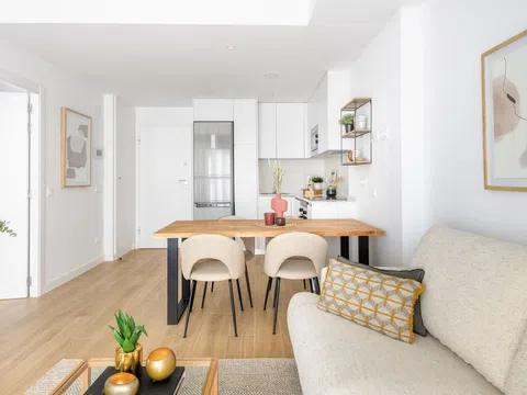 Piso en calle Casimiro Mahou Bierhans, 21