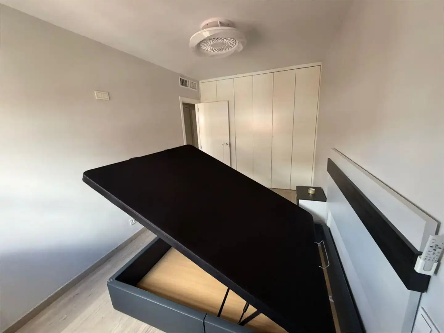 Piso en  Calle Pintor Almela Costa 6 - Foto 19