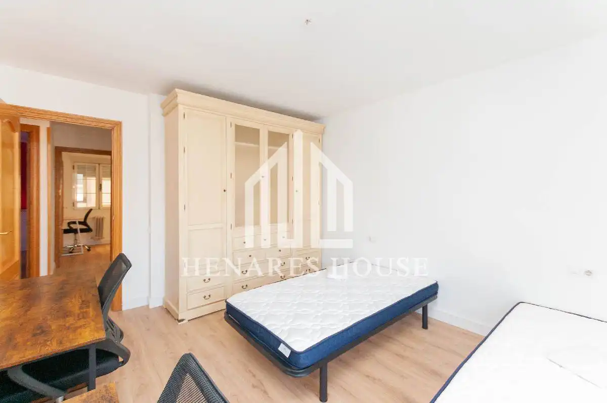 Piso en Alcalá de Henares - Foto 12