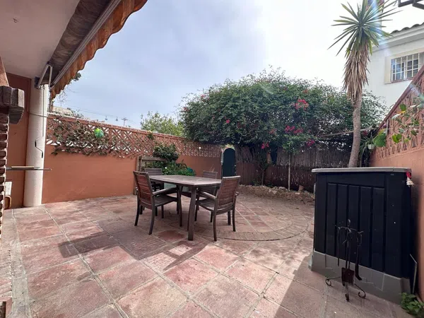 Chalet adosado en Arroyo de la Miel - Foto 11