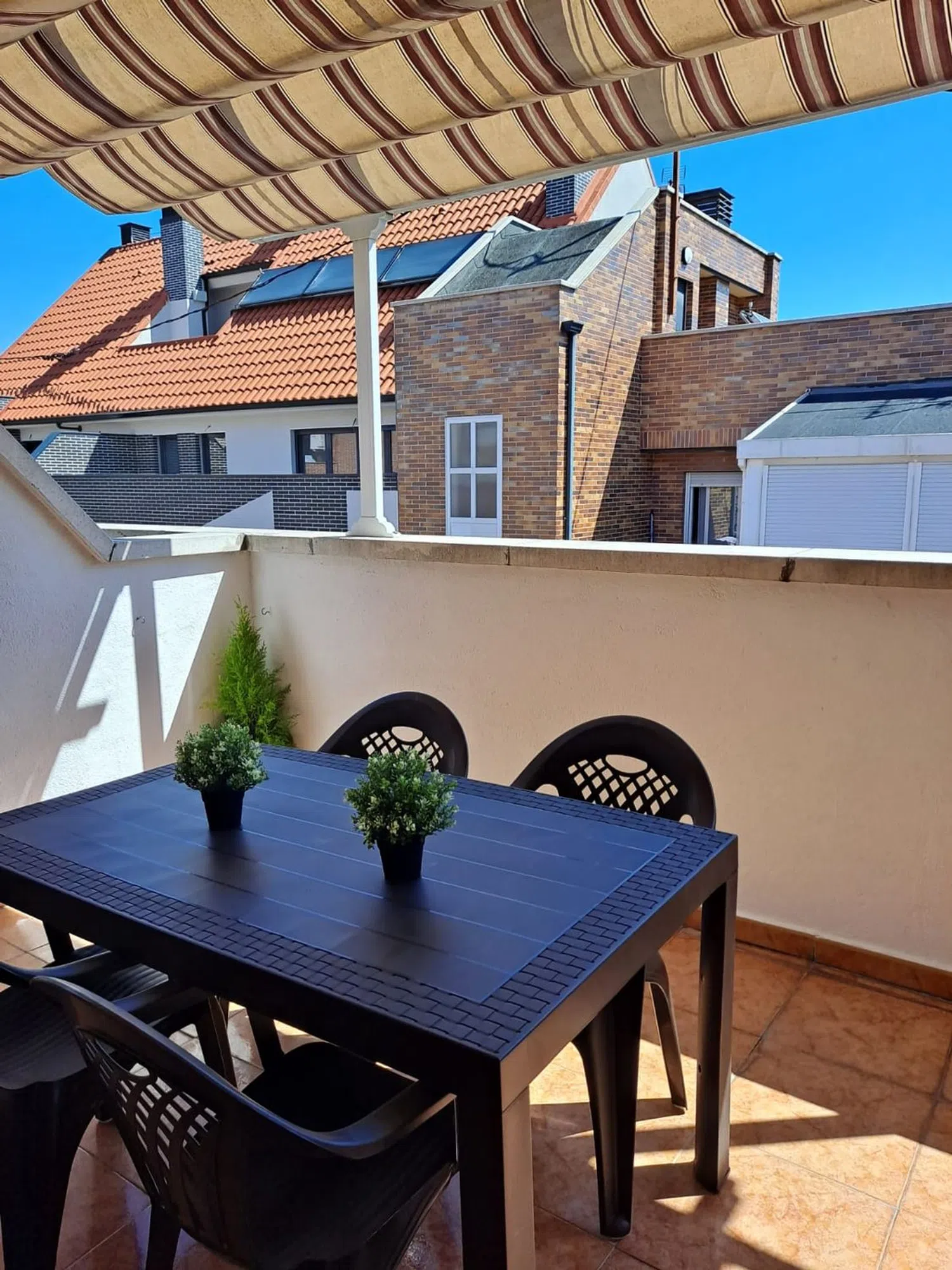 Ático en calle de Isabel Baeza, 18 - Foto 1