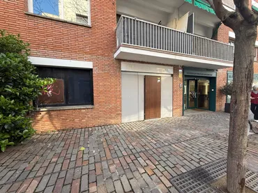Local comercial en  Carrer de Villà 28 - Foto 2