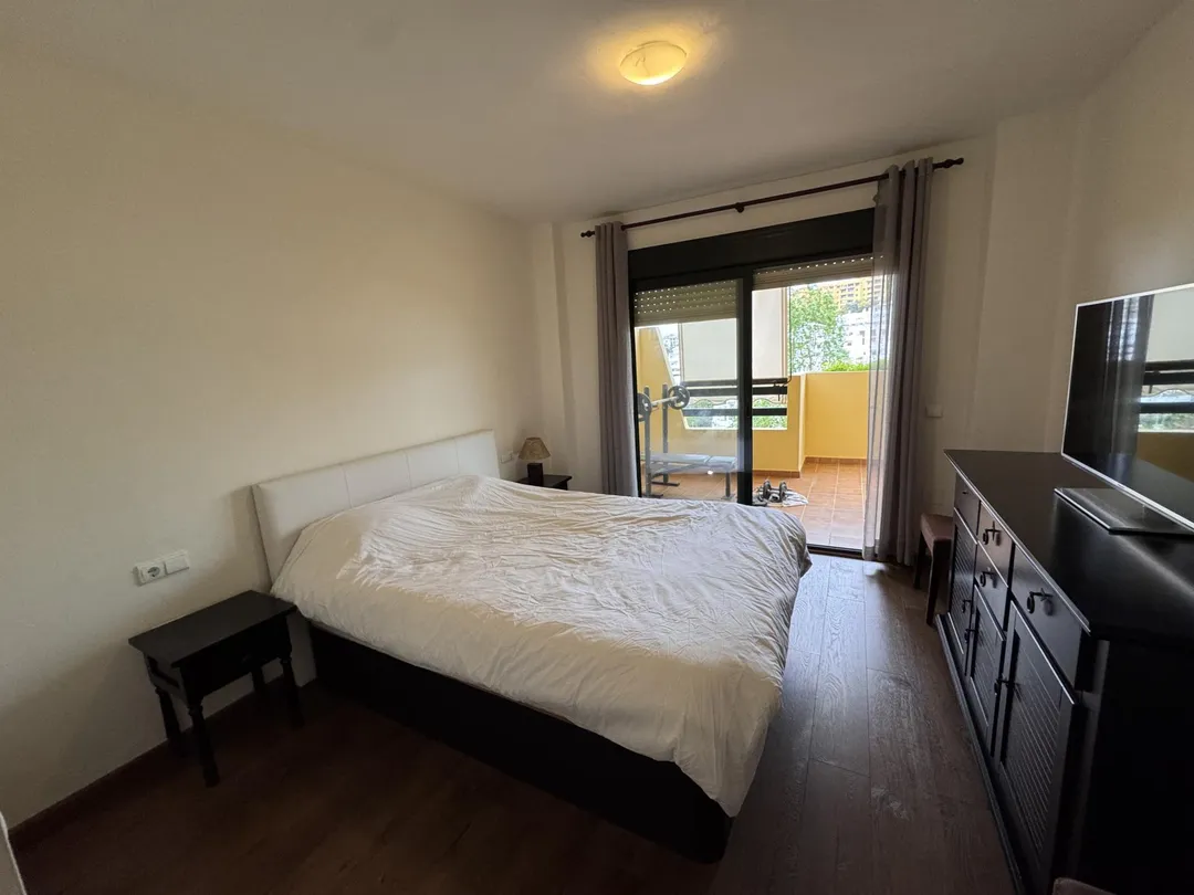 Piso en  Calle Alcaucín 7 - Foto 4