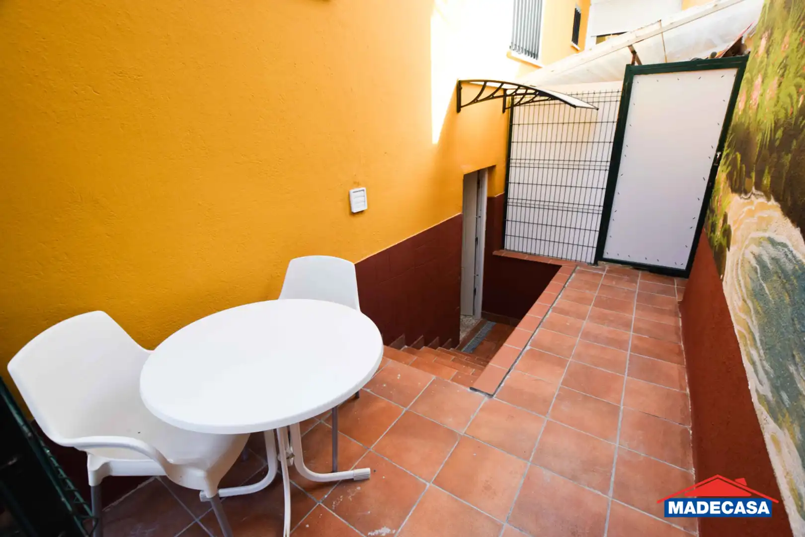 Estudio en  Calle Isidro Gómez - Foto 2