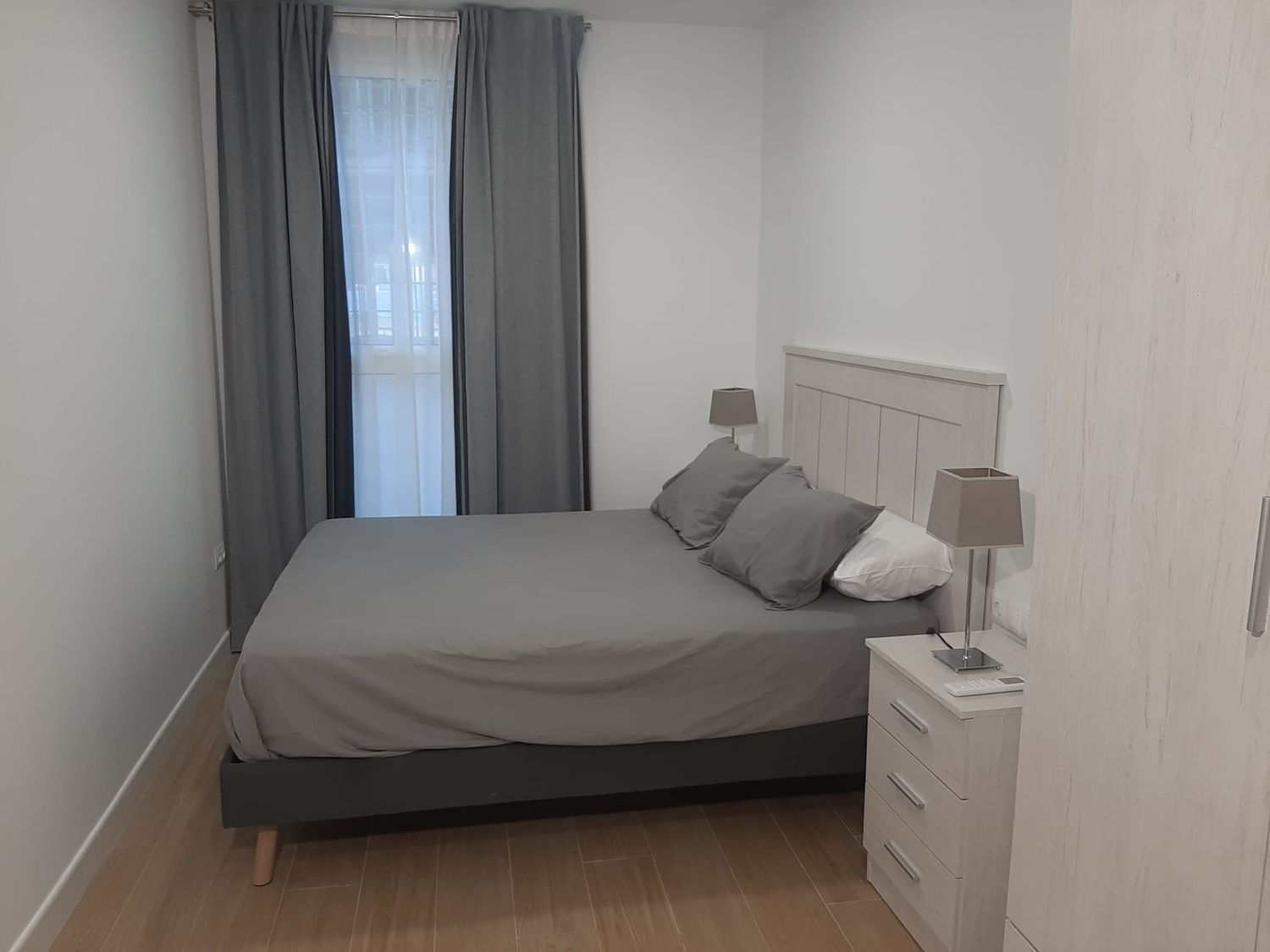 Piso en avenida de Carlos Haya, 25 - Foto 4