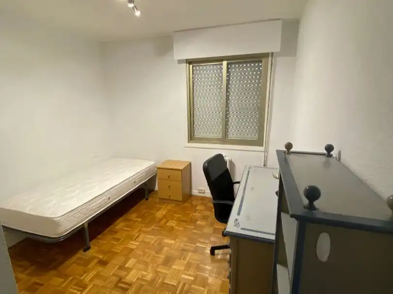 Apartamento en  Calle Pintor Zubiri 4 - Foto 10