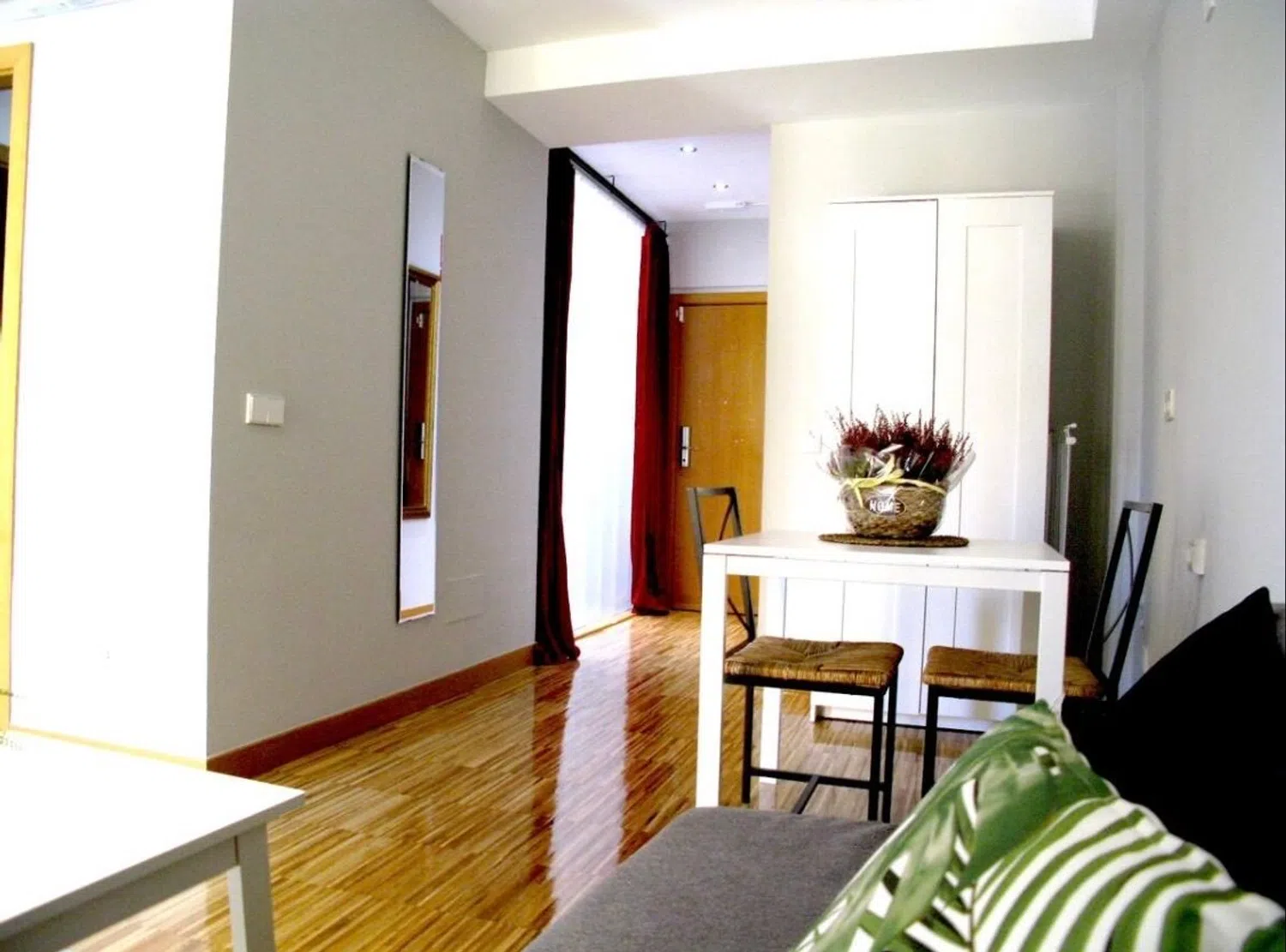 Estudio en plaza de Herradores, 5 - Foto 5