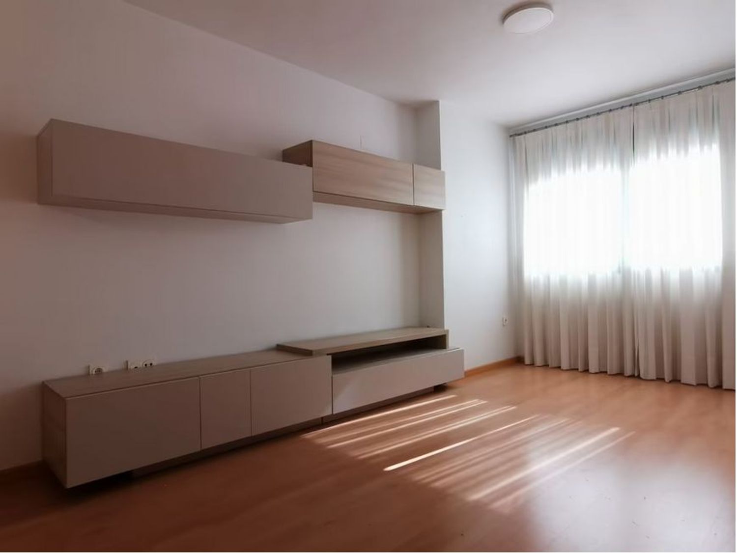 Piso en avenida Joven Futura, 3 - Foto 3