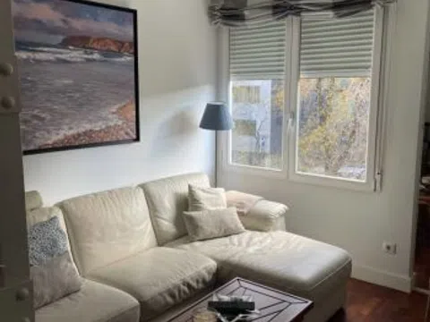 Piso en calle de Juan Bravo, 57