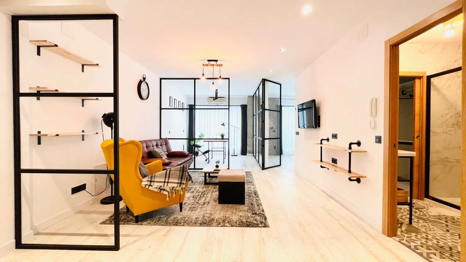 Estudio en calle Doña Romera, 6 - Foto 1