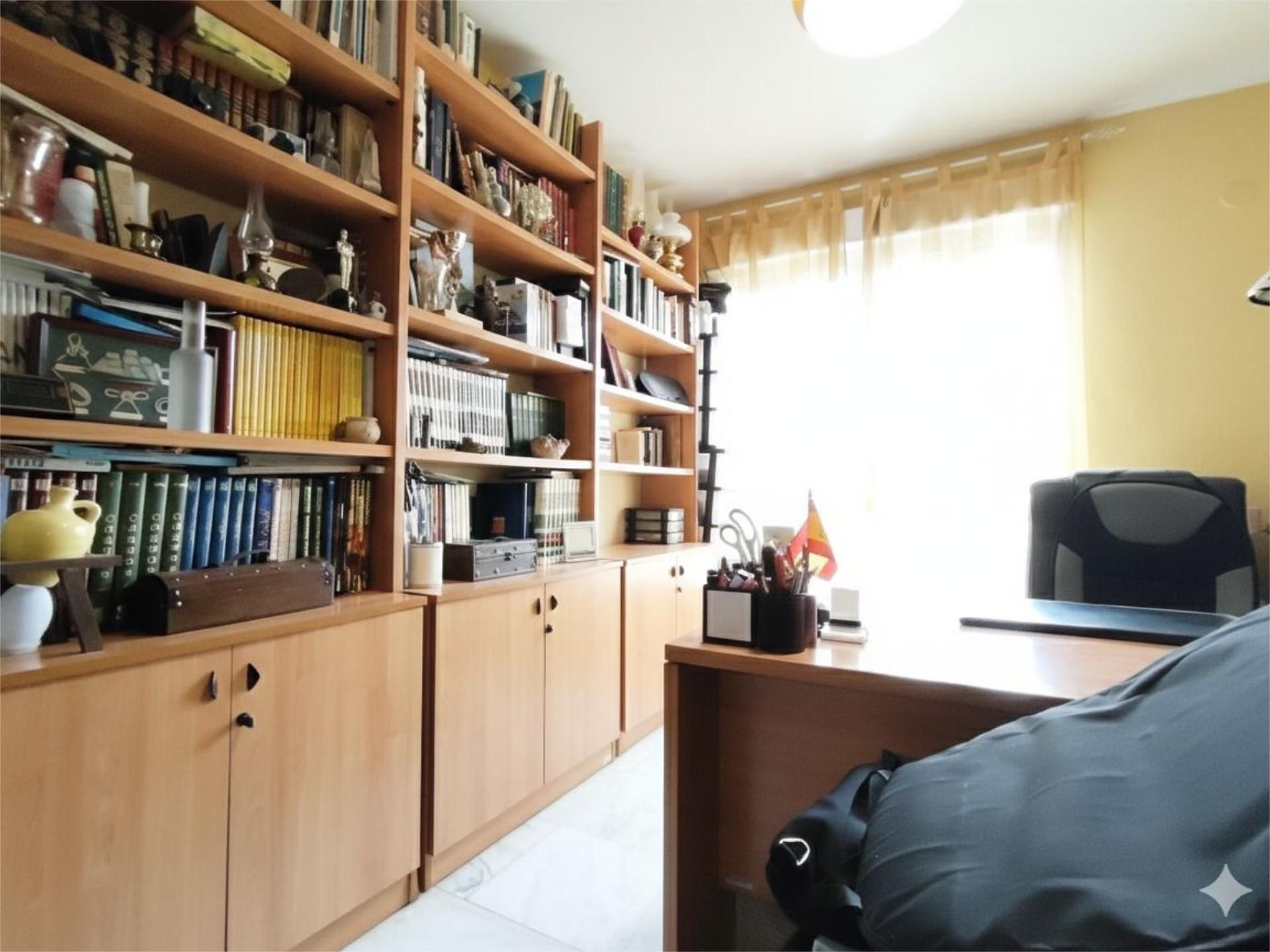 Casa adosada en  Calle Sagunto 41 - Foto 11