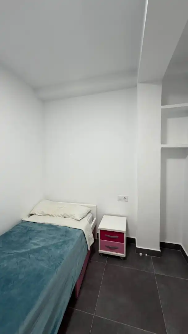 Piso en  Calle Hermano Juan Fernández 24 - Foto 3