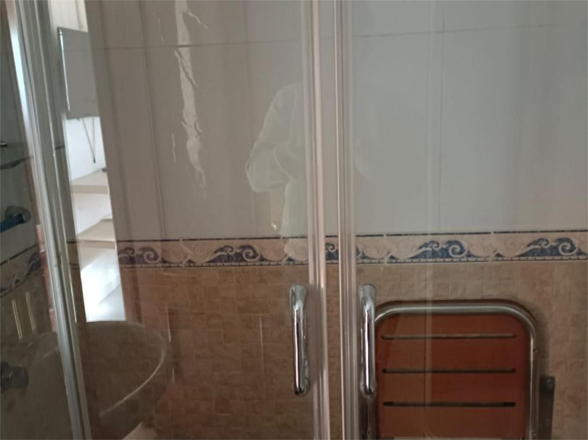 Piso en  Calle Pintor Pedro Bueno 9 - Foto 17