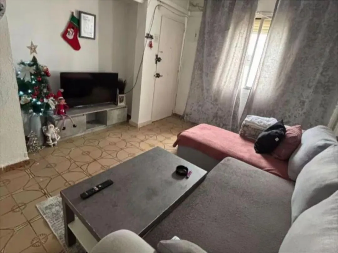 Piso en  Glorieta Primero de Mayo 7 - Foto 2