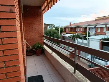 Piso en  Carrer Mas dels Cups 8 - Foto 3