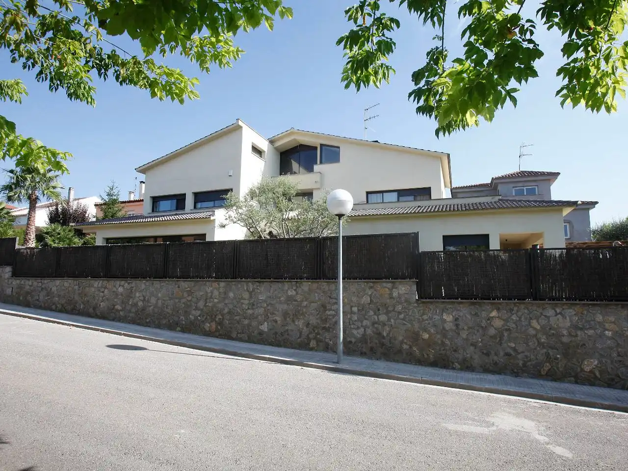 Chalet en  Carrer Princep d'Olèrdola 1 - Foto 3