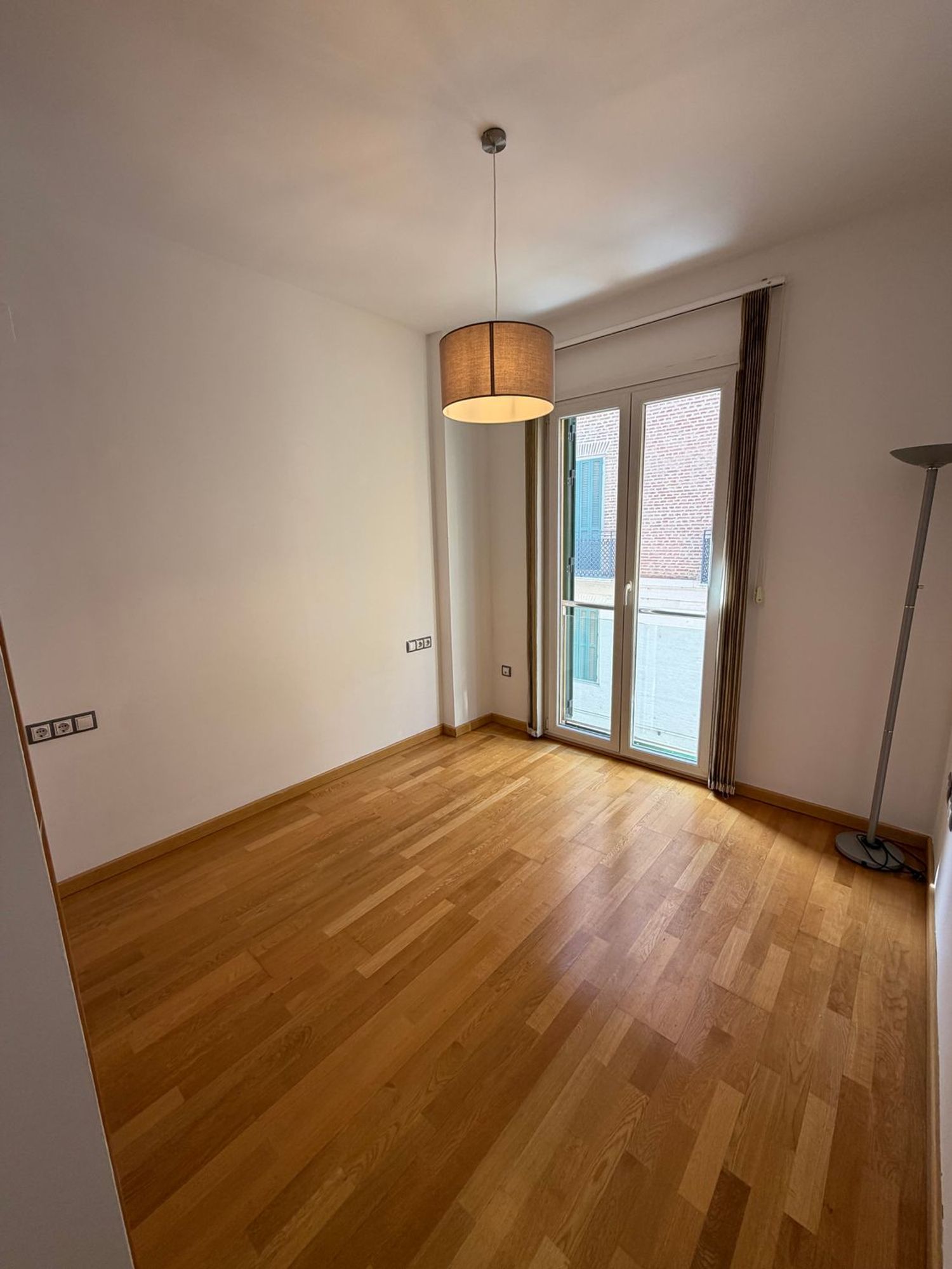 Piso en Calle Trinidad Grund, 32, Ensanche Centro - Soho - Foto 4