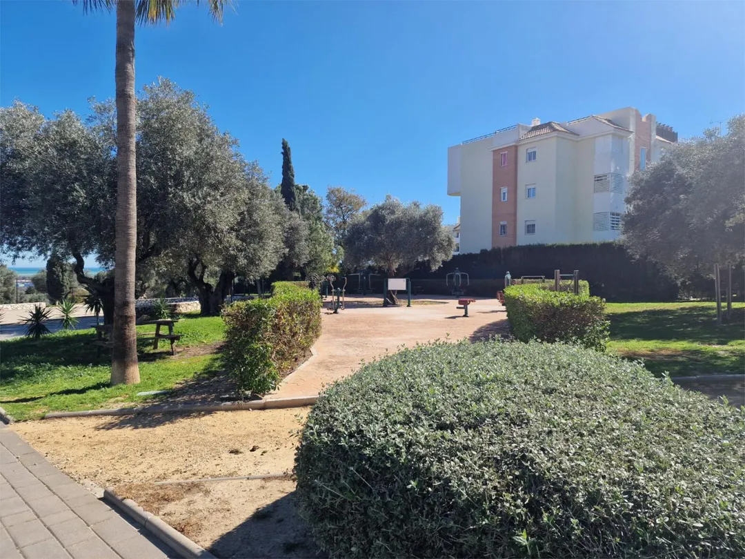 Piso en  Calle Mercedes Formica 4 - Foto 52