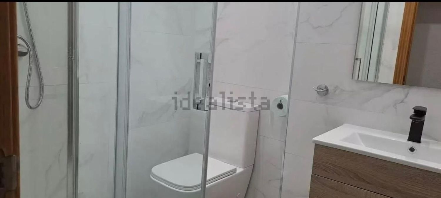 Piso en Calle De Silvio Abad, Zofío - Foto 3