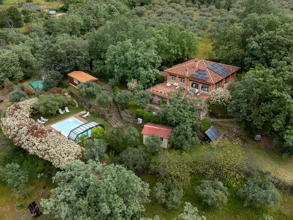 Casa o chalet independiente en Candeleda - Foto 1