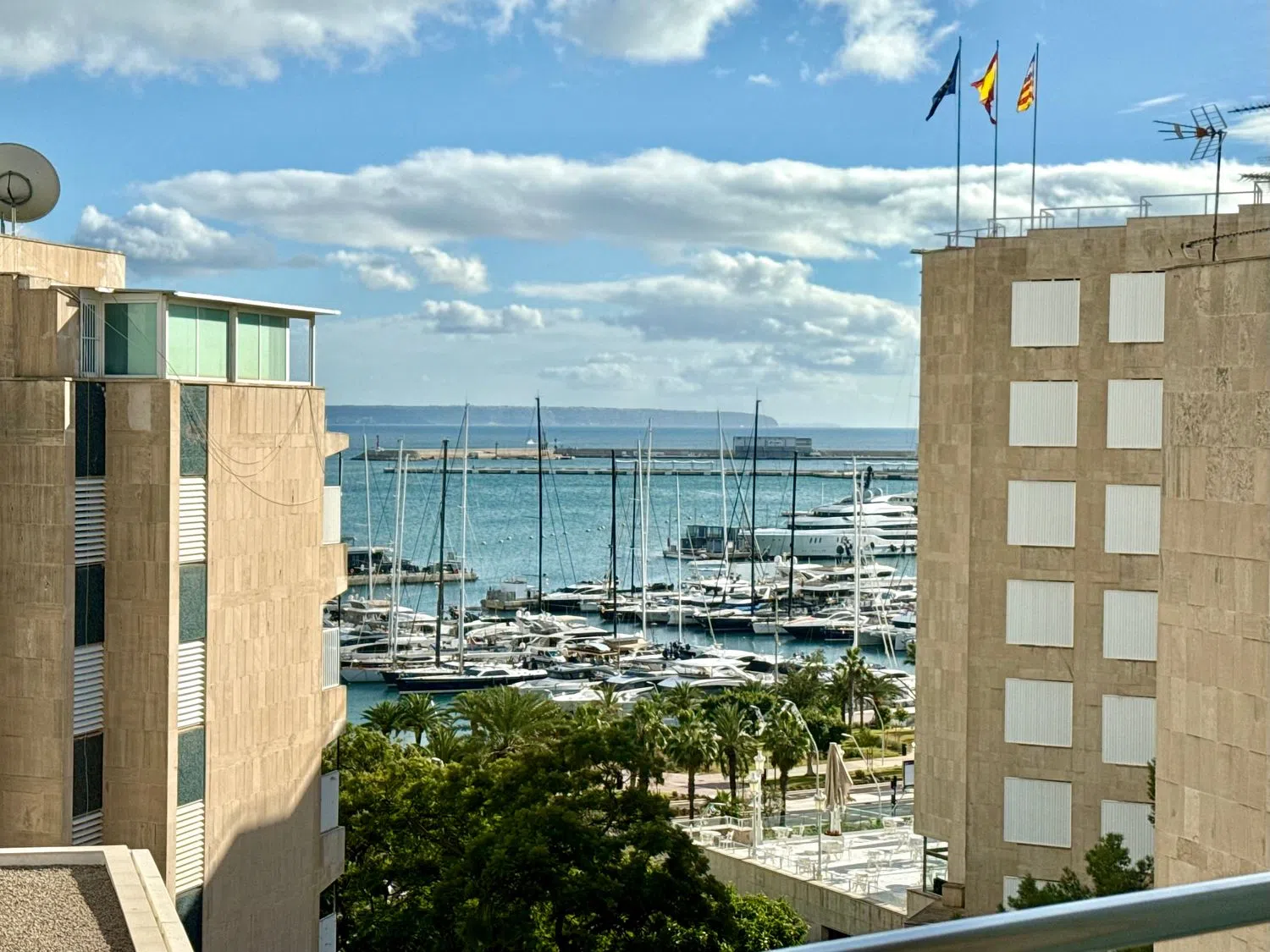 Piso en avenida de Joan Miró, 17 - Foto 1