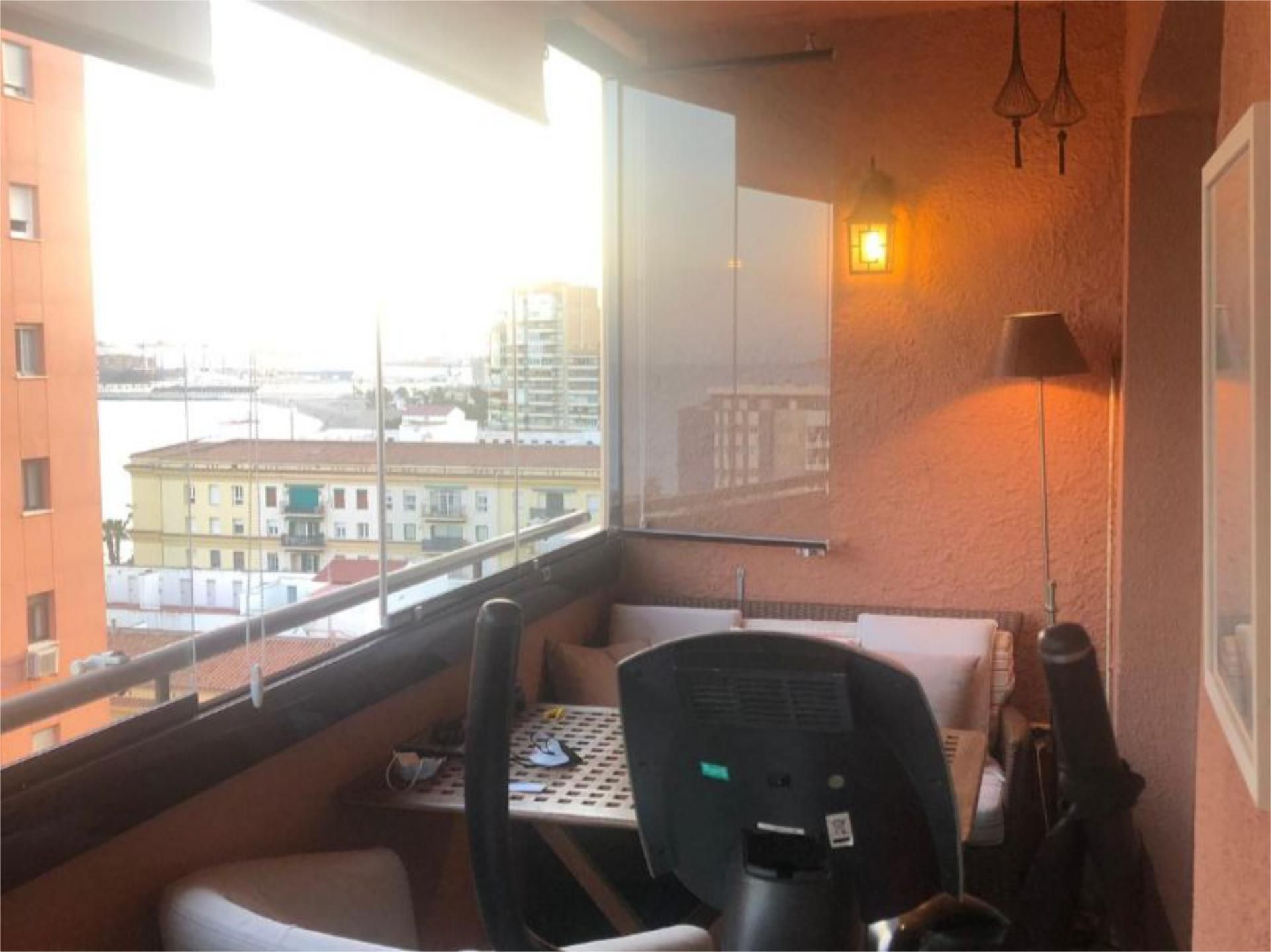 Piso en  Paseo de Sancha 2 - Foto 2