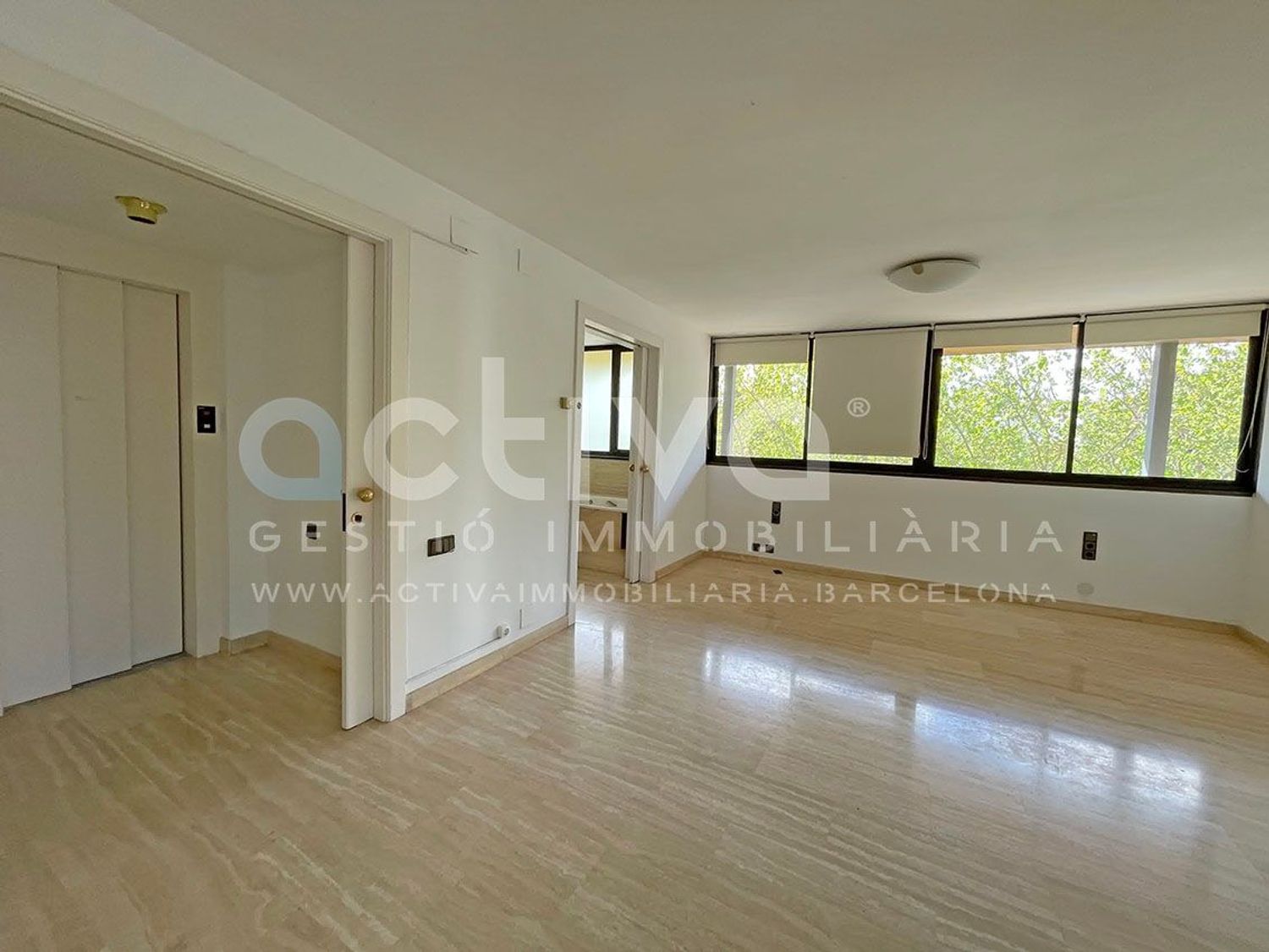 Chalet pareado en La Miranda - Ciutat Diagonal - Foto 12