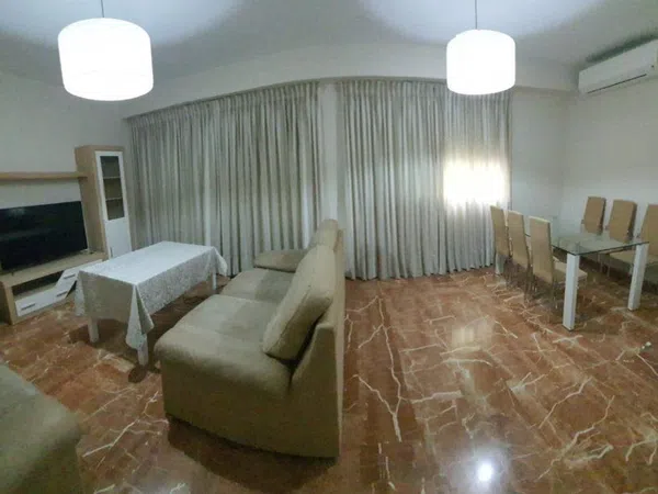 Piso en Ciudad Jardín - Foto 1