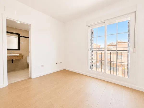 Chalet adosado en Calle Pepa Flores Marisol, 30, Huerta Nueva - Jardín de Málaga - Foto 12