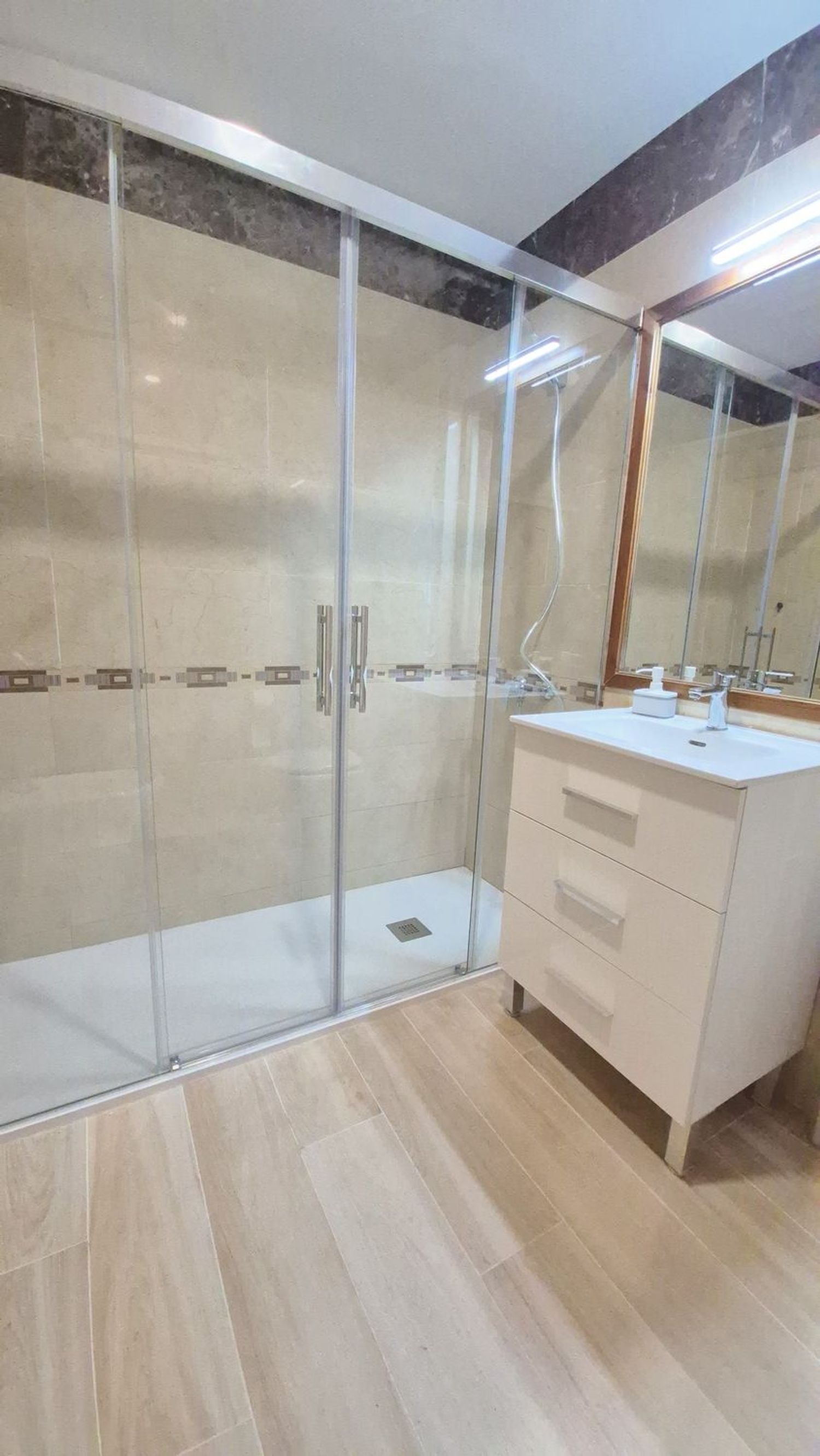 Piso en calle del Jalón, 31 - Foto 5