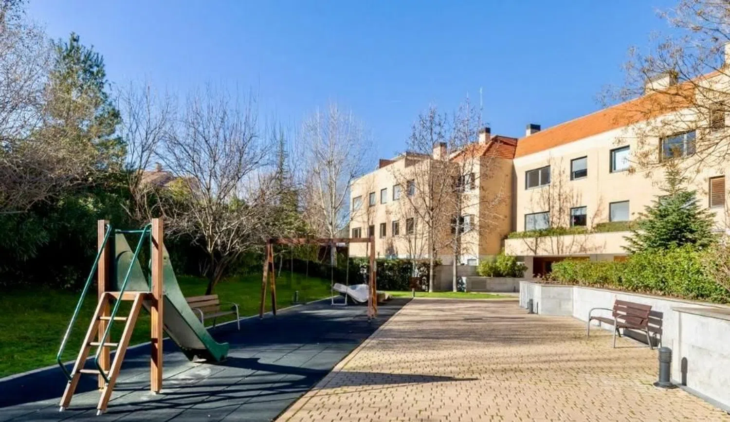Piso en paseo de los Parques, 30 - Foto 1