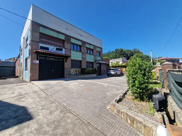 Local en Plaza San Claudio, 128, San Claudio-Trubia-Las Caldas, San Claudio-Trubia-Las Caldas - Foto 1