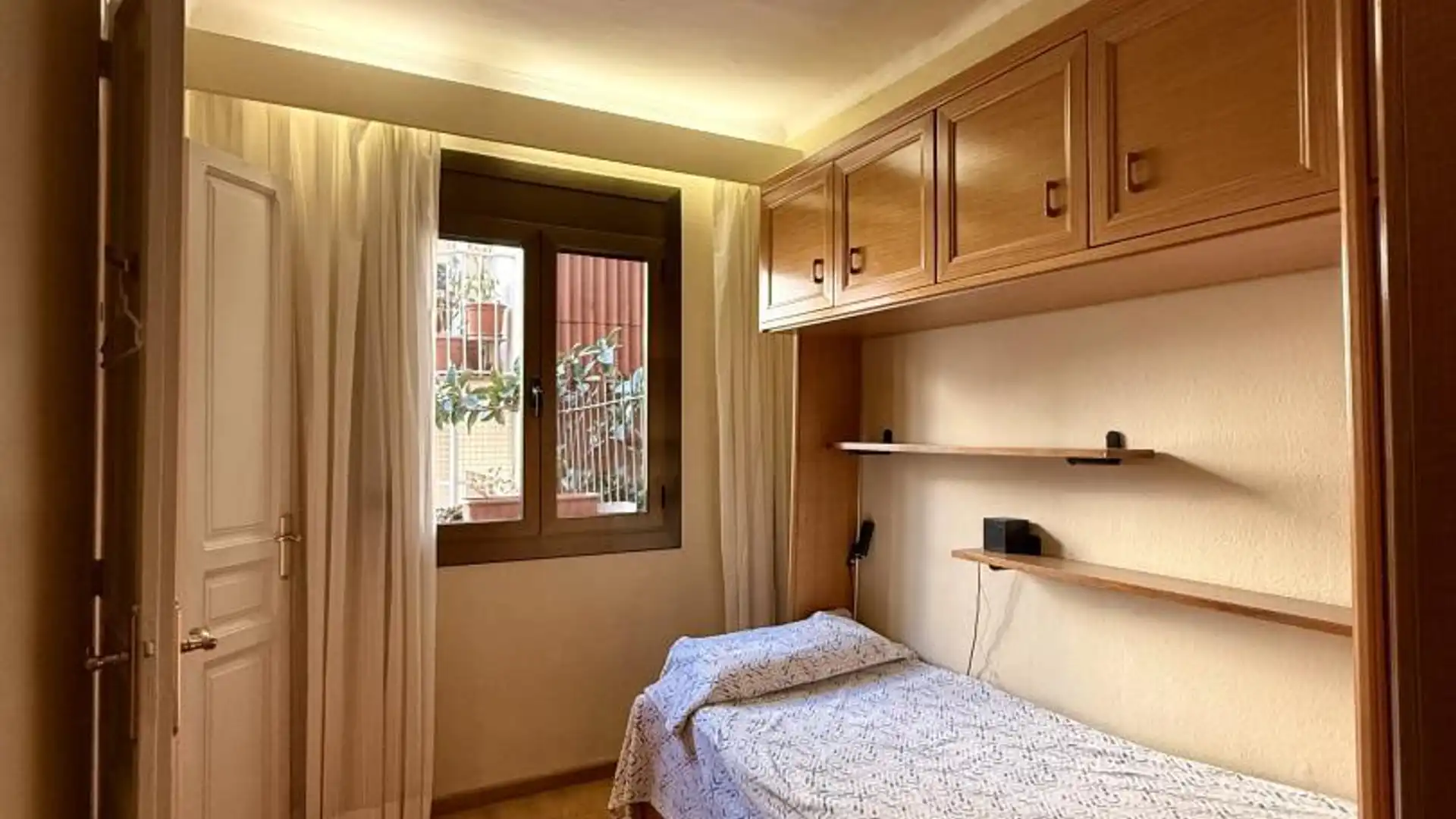 Piso en  Carrer de Cabanes 24 - Foto 5