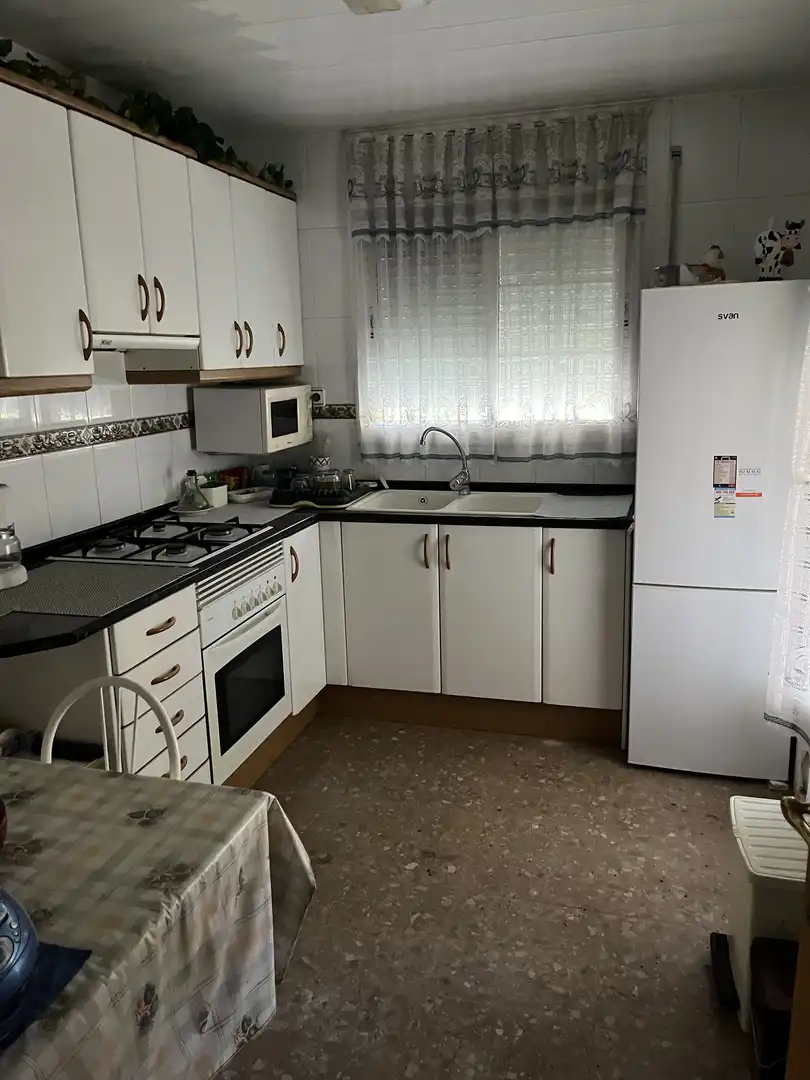 Chalet en  Carrer Montserrat 13 - Foto 12