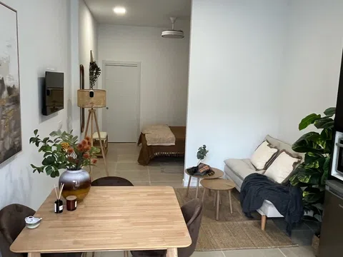 Estudio en calle de los Pedrones, 7